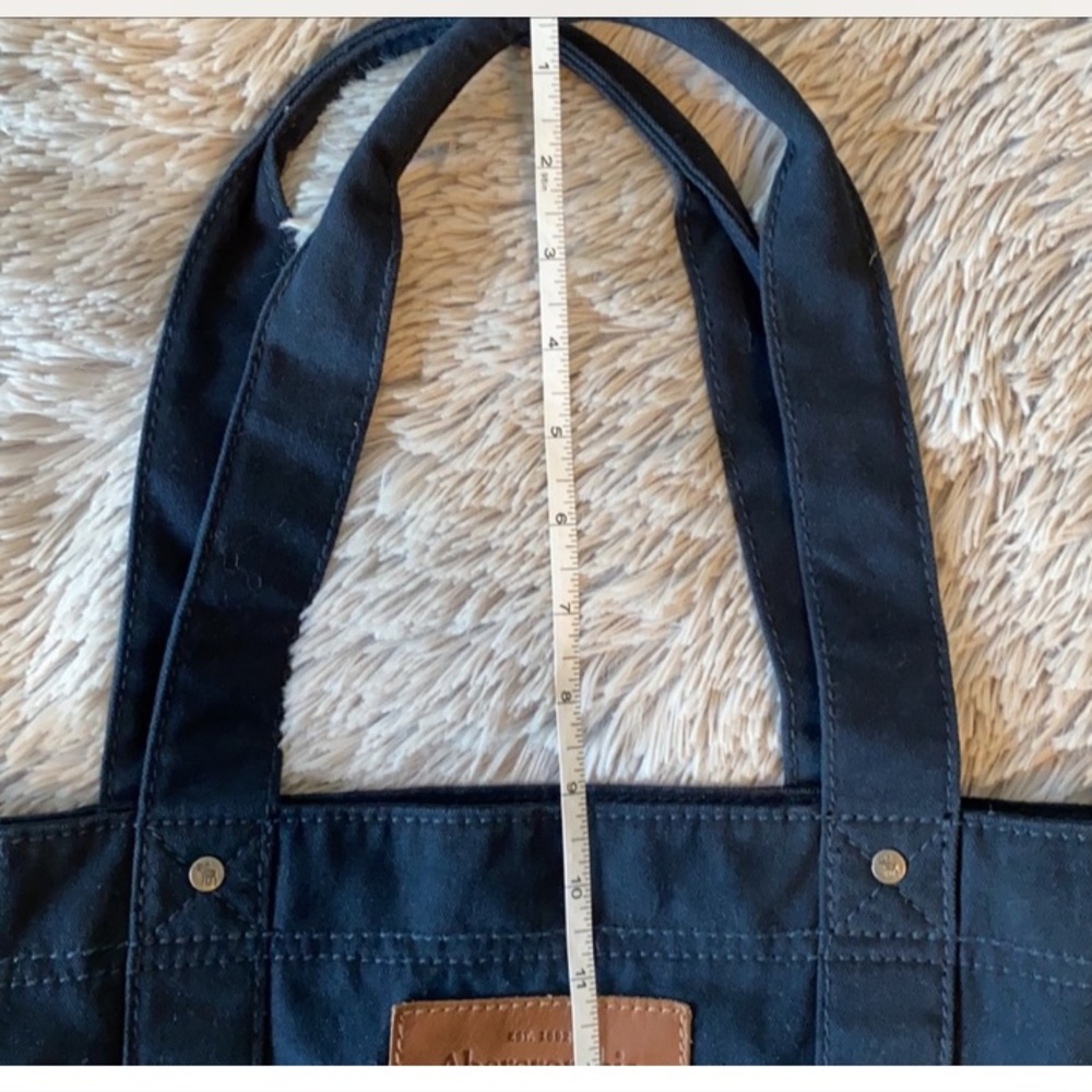 Tote - Picture 3 of 5